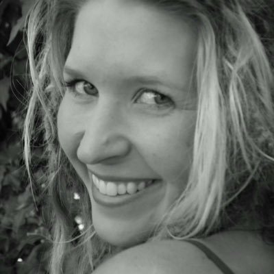 Profile Picture of Wendy Harper (@WHarper10) on Twitter