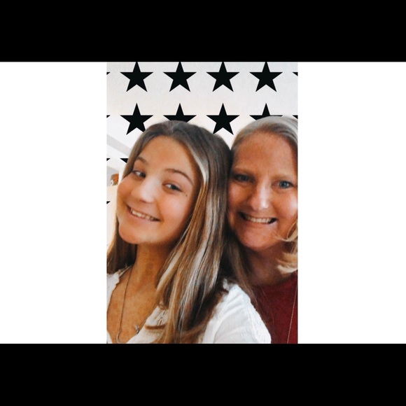 Profile Picture of Campbell Cellio (@campbellrileyy) on Poshmark