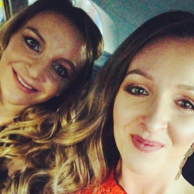Profile Picture of Jenny Cross (@jecross9) on Twitter