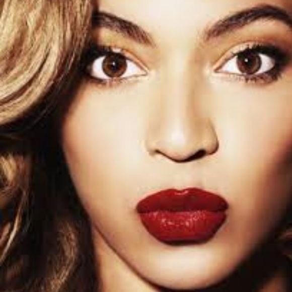 Profile Picture of Joe Wacek (@toejoe333) on Poshmark