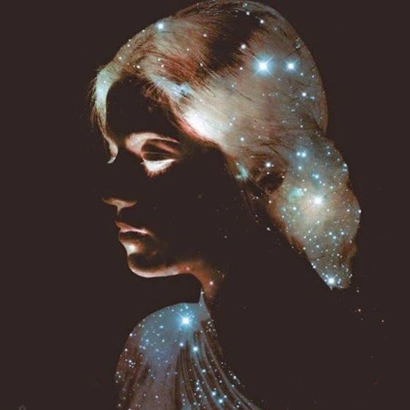 Profile Picture of Amanda Bunting (@greedymonkey) on Poshmark