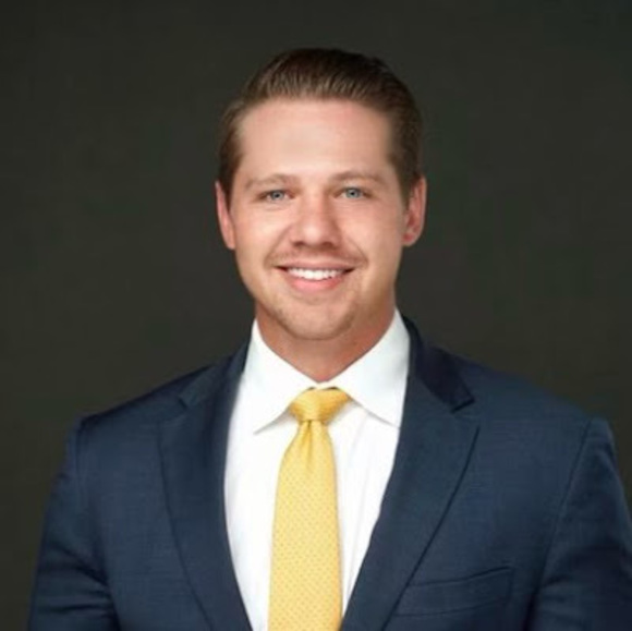 Zachary Mellin - Poshmark Profile Picture of Zachary Mellin (@zackmellin) on Poshmark