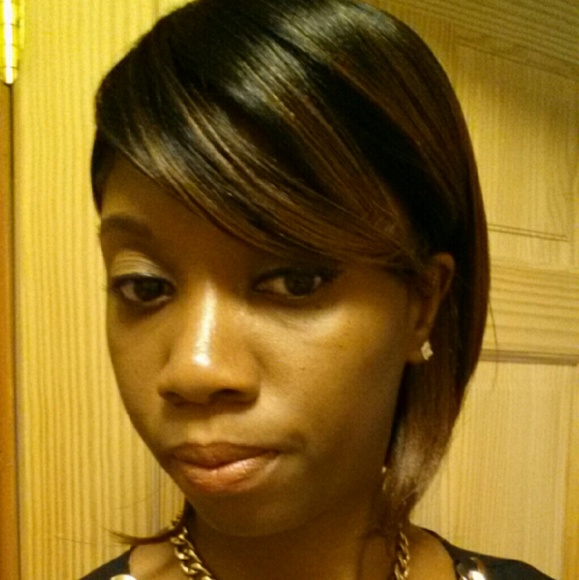 Profile Picture of Alison Dick-marks (@mizdick) on Poshmark