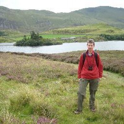 Profile Picture of Kerry Sutton-Spence (@Tywynbirder) on Twitter