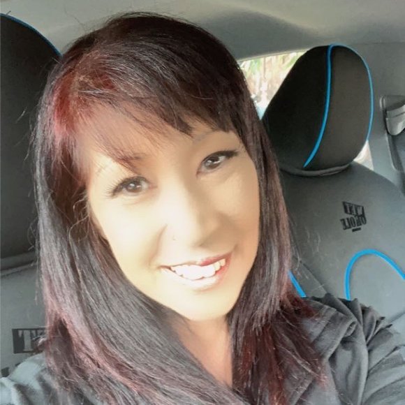 Profile Picture of Lanet Abrigo (@lanet_1) on Poshmark