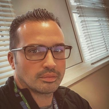 Profile Picture of R Storey (@MrR_Storey) on Twitter