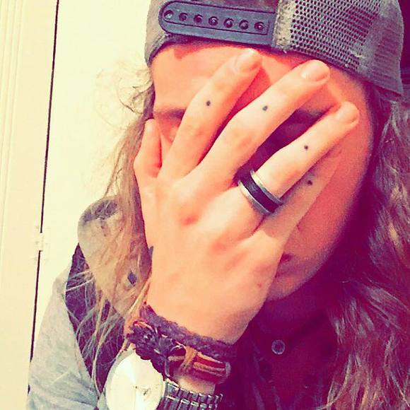 Profile Picture of Alex Tate (@riceboyrocks) on Poshmark