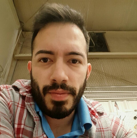 Profile Picture of Christopher Cortez (@alexiw6687) on Poshmark