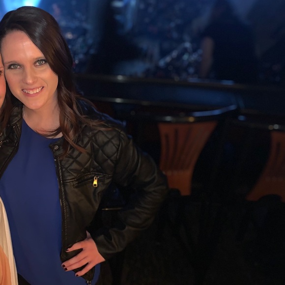 Profile Picture of Blair Vignery (@bvignery) on Poshmark