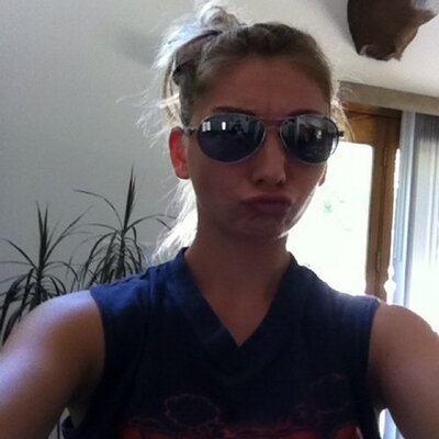 Profile Picture of Carleesa Bertram (@@Carl_eesa) on Twitter