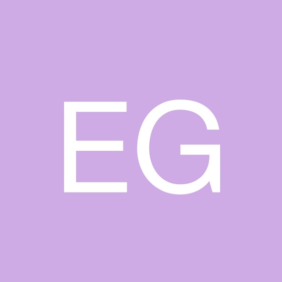Profile Picture of Emily Griesenauer (@egriesenauer) on Poshmark