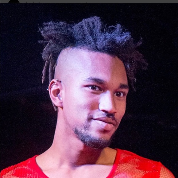 Profile Picture of Choya Webb (@bonereader) on Poshmark