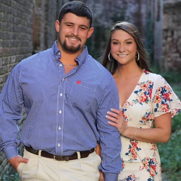 Brianna Clements - Poshmark Profile Picture of Brianna Clements (@briiclements) on Poshmark