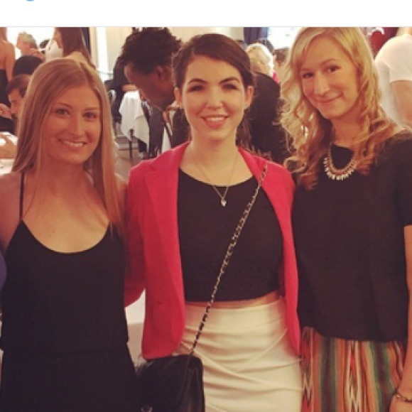 Profile Picture of Allison Dreyer (@amd617) on Poshmark