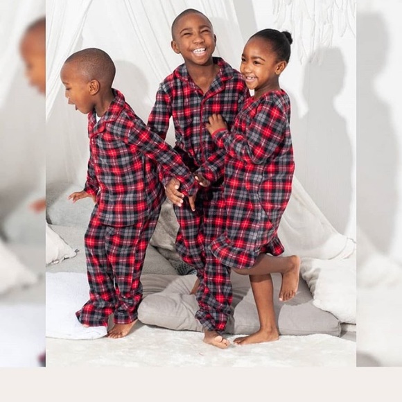 Simone Green - Poshmark Profile Picture of Simone Green (@kimcartee_co) on Poshmark