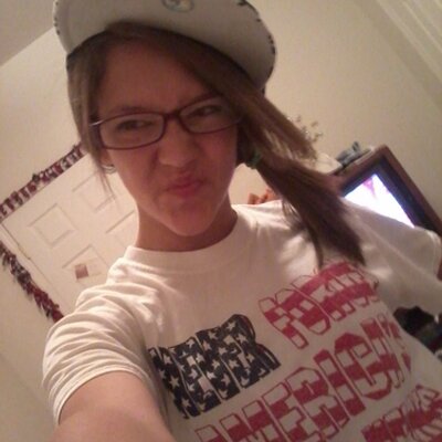 Profile Picture of Michaela Nichols (@MichaelaNicho13) on Twitter