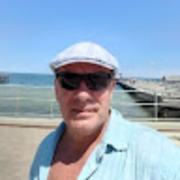 Profile Picture of Frederick Neal (@frederick_neal) on Poshmark