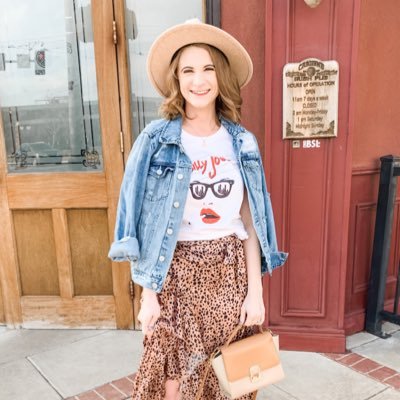 Profile Picture of Mary Kate Dugan (@marykatedugan) on Twitter