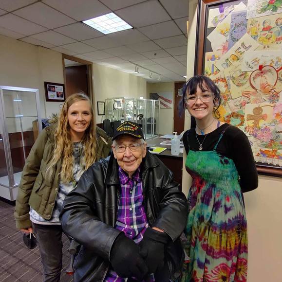 Profile Picture of Angela Echelmeyer (@iicivicchickii) on Poshmark