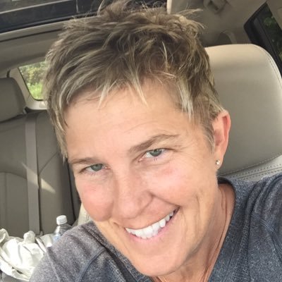 Profile Photo of Elizabeth L Driscoll (@@ElizabethDucie) on Twitter