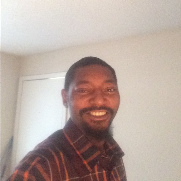 Profile Picture of Marc Cotton (@marccotton) on Poshmark