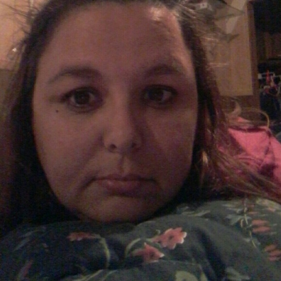 Profile Picture of Roberta Mcallaster (@robmcall) on Poshmark
