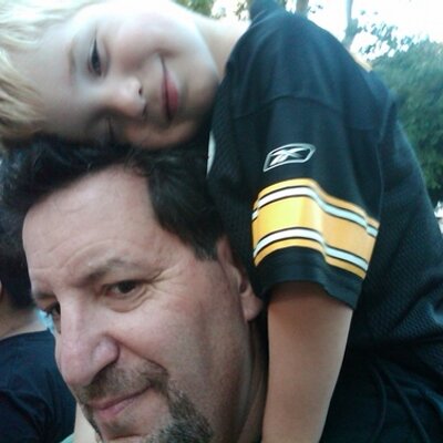 Profile Picture of Jonathan Bloom (@JonathanBloomPR) on Twitter
