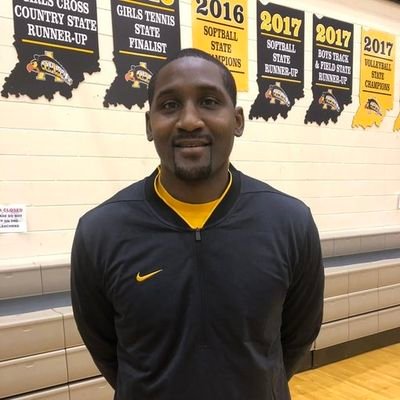 Profile Picture of Jeff Holloway (@CoachJHolloway) on Twitter