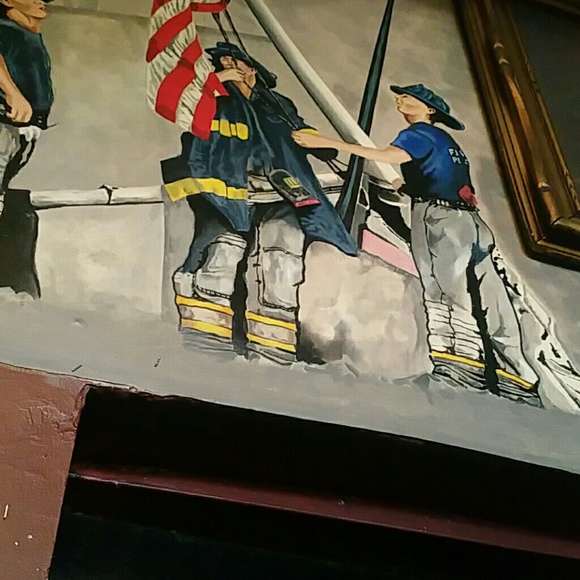 Profile Picture of Kalil Lamal (@carleon) on Poshmark