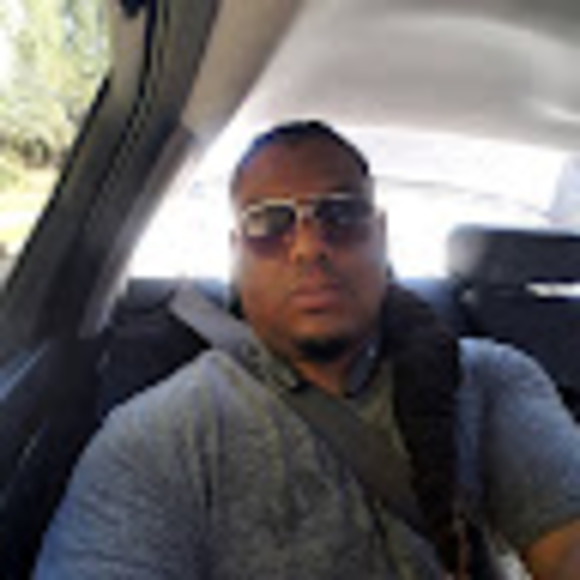 Profile Picture of William Bell (@williambelljr35) on Poshmark