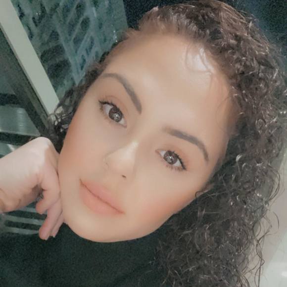 Profile Picture of Mena Zadran (@menazadran) on Poshmark
