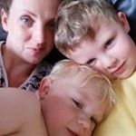 Profile Picture of Fay Curtis (@smoothrelaxedandwrapped) on Instagram