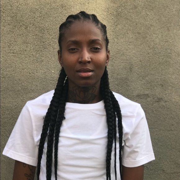 Profile Picture of Ronnia Jenkins (@rjenkins1992) on Poshmark