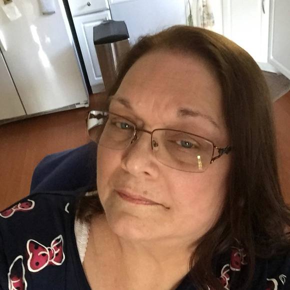 Profile Picture of Diane Sward (@ilovecatstoo) on Poshmark