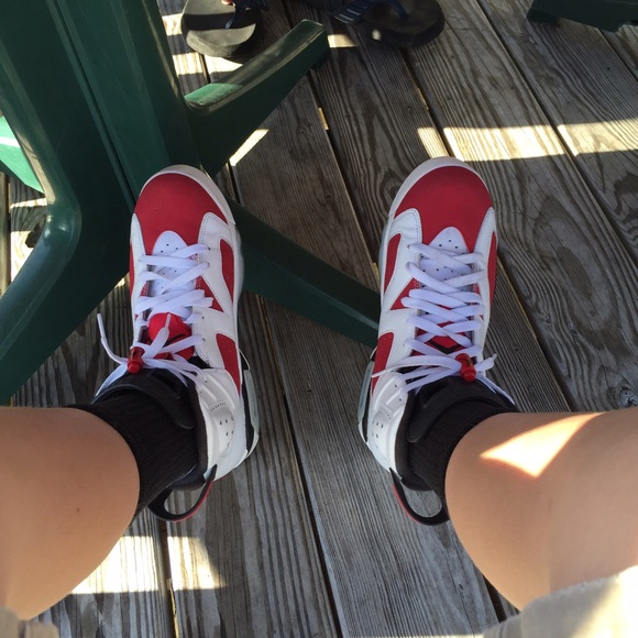 Profile Picture of Andrew Jakub (@aj489) on Poshmark