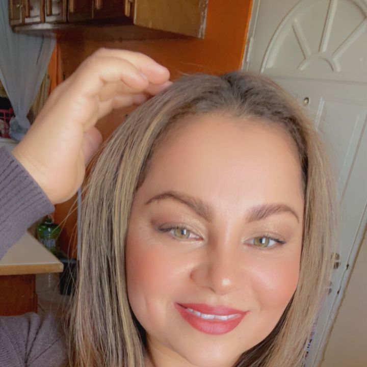 Profile Picture of Claribel (@claribelc1985) on Tiktok