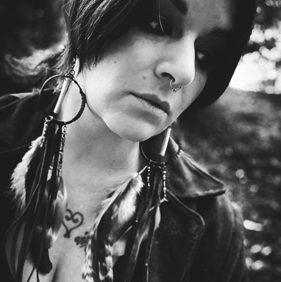 Profile Picture of Diane Arthur kukish (@flydi007) on Poshmark