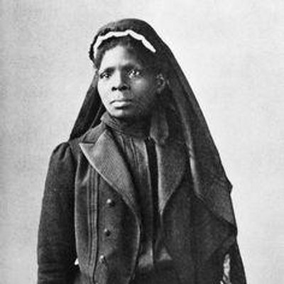 Profile Picture of Catherine Peterson (@@catherperterson) on Twitter