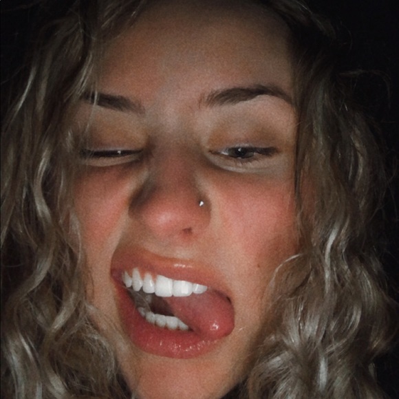 Profile Picture of Taylor Purdy (@purdytaylor14) on Poshmark