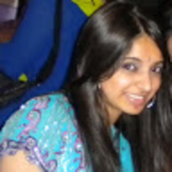 Profile Picture of Divya Varindani (@divyyy) on Poshmark