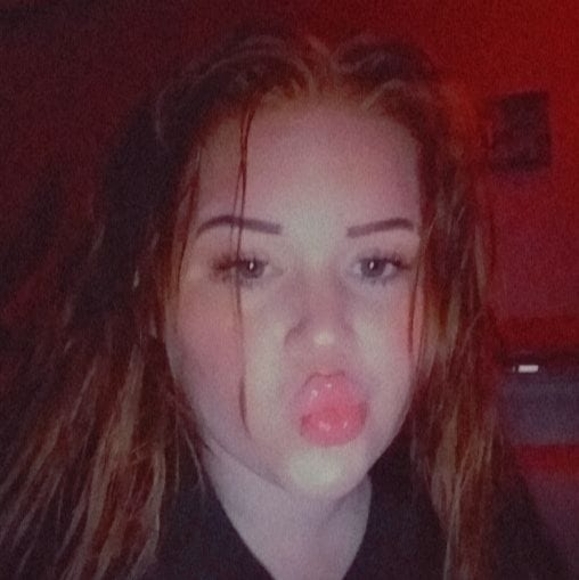 Profile Picture of Crystal Bryan (@crystalbryan188) on Poshmark