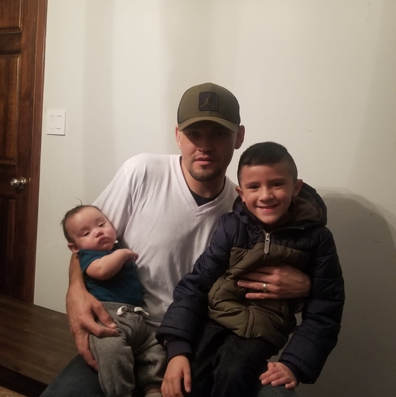 Profile Picture of Carlos Madrigal (@pinochosur21) on Poshmark