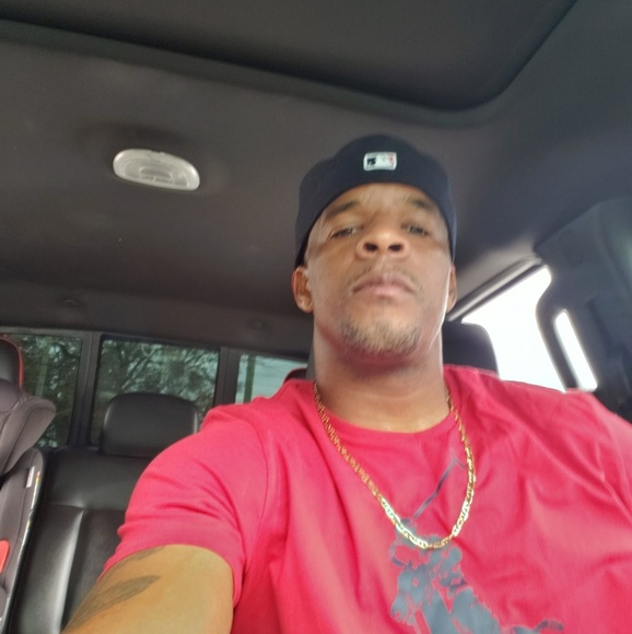 Lewis Goram - Poshmark Profile Picture of Lewis Goram (@lewisgoram) on Poshmark