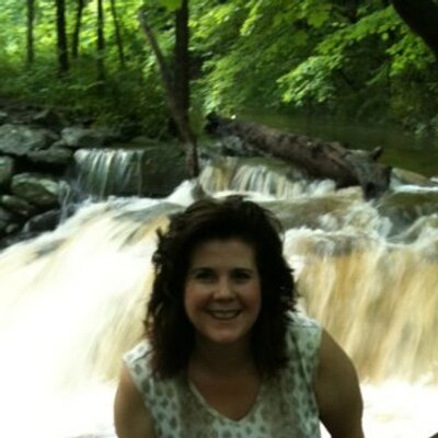 Profile Picture of April Donahue (@@aprilbdonahue) on Twitter