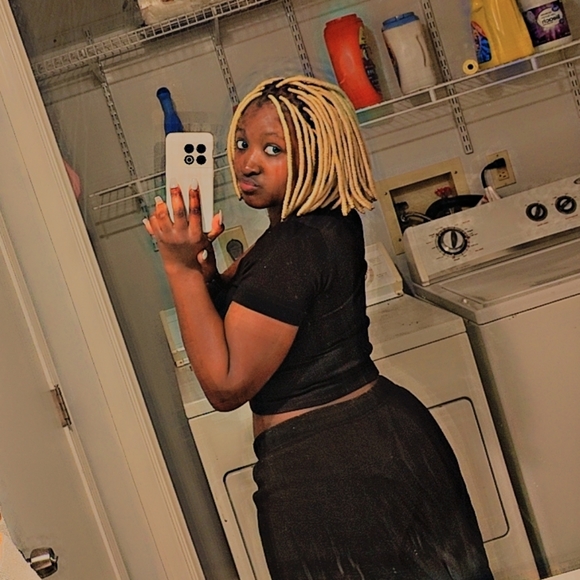 Profile Picture of Ericka Kennedy (@erickakennedy09) on Poshmark