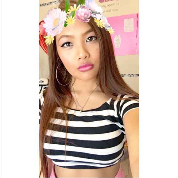 Profile Picture of Kim Labish (@hannahkimmy_18) on Poshmark