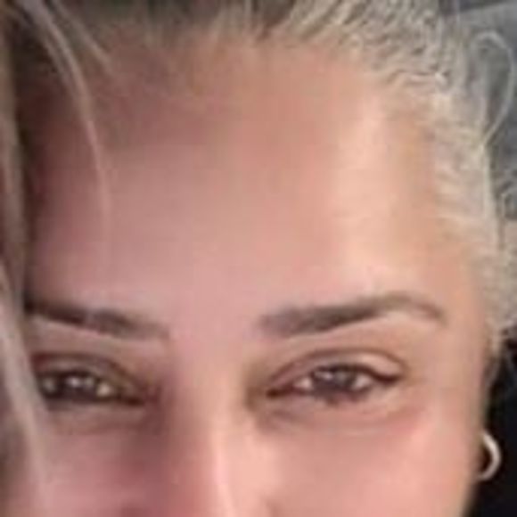 Profile Picture of Awilda Ramirez (@awildaramirez) on Poshmark