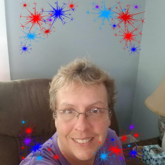 Profile Picture of Nancy Tolley (@ntolley2005) on Poshmark