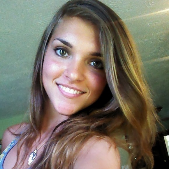 Profile Picture of Alisha M (@malisham) on Poshmark