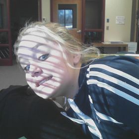 Profile Picture of Haley Dotson (@dotsohal) on Pinterest